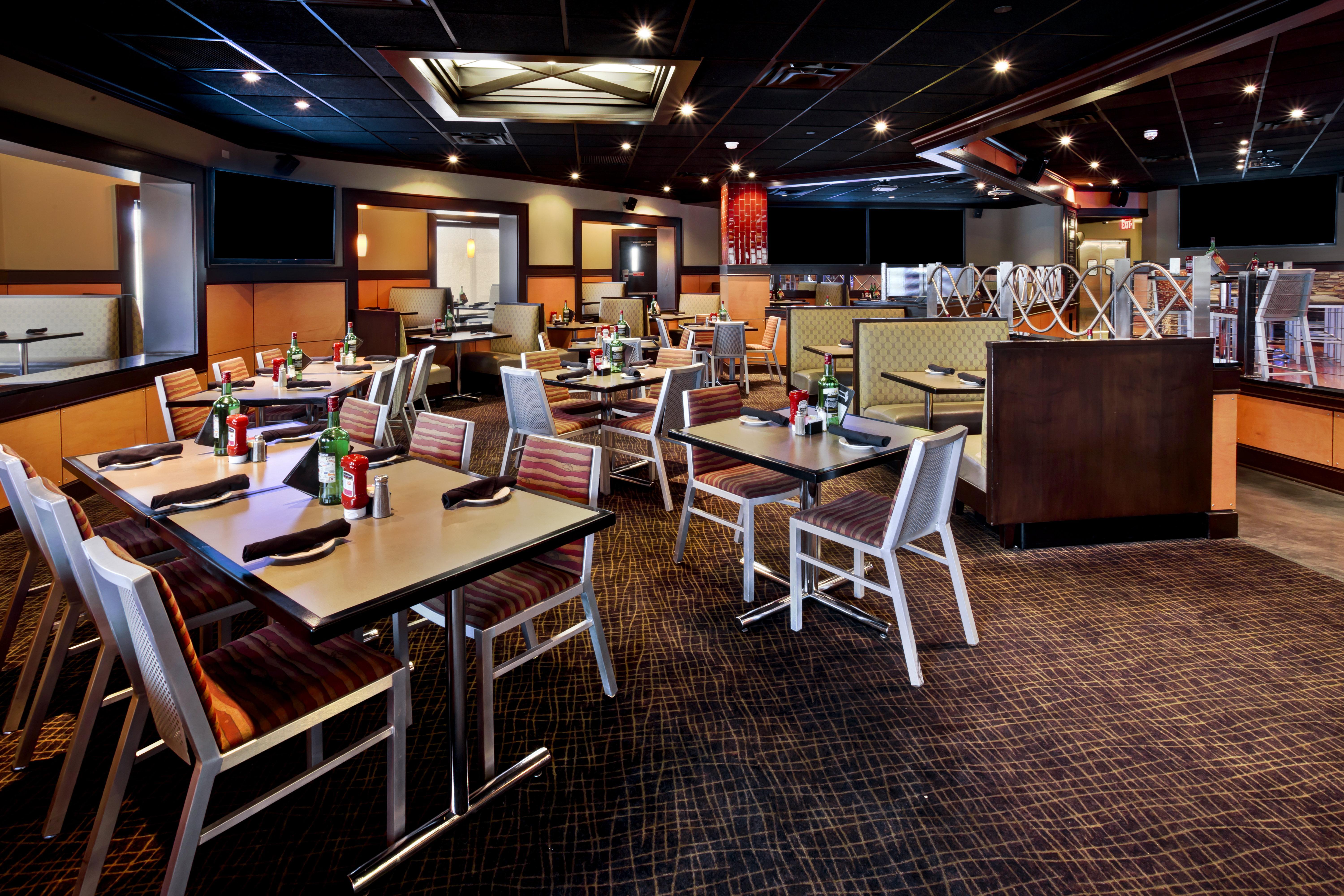 Holiday Inn Hotel & Suites Chicago Northwest - Elgin By Ihg Экстерьер фото