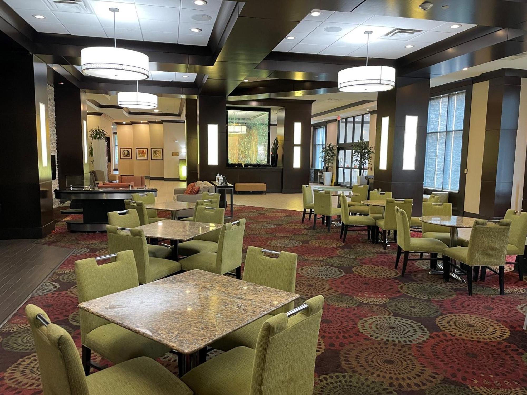 Holiday Inn Hotel & Suites Chicago Northwest - Elgin By Ihg Экстерьер фото